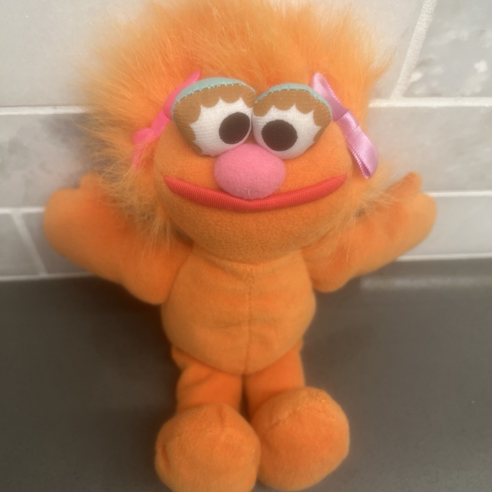 Tyco Sesame Street Zoe Plush Stuffed Animal Bean Bag VTG 1997